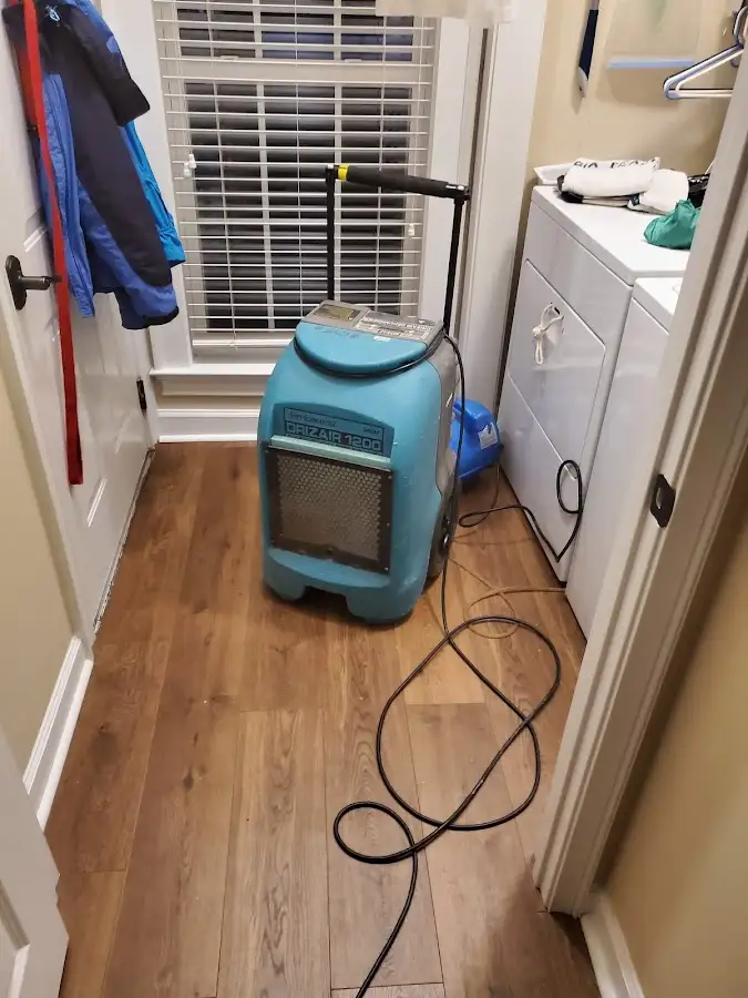 Commercial dehumidifier deployed for Flood Damage Cleanup in Wildwood